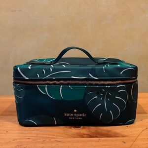 Kate Spade New York Monstera Leaf Cosmetic Bag Chelsea Case Plant Theme